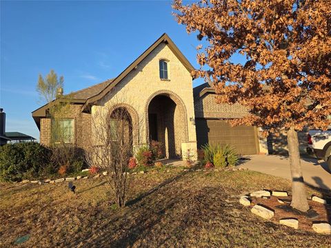 Photo of 225 Dakota Drive, Waxahachie, TX 75167 (MLS # 21205182)