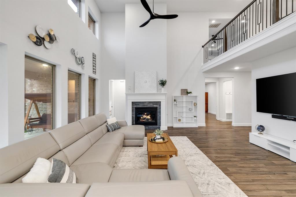 2251 Macy Way