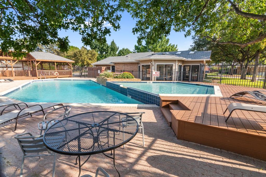 Shadowood Trail Condo - Residential