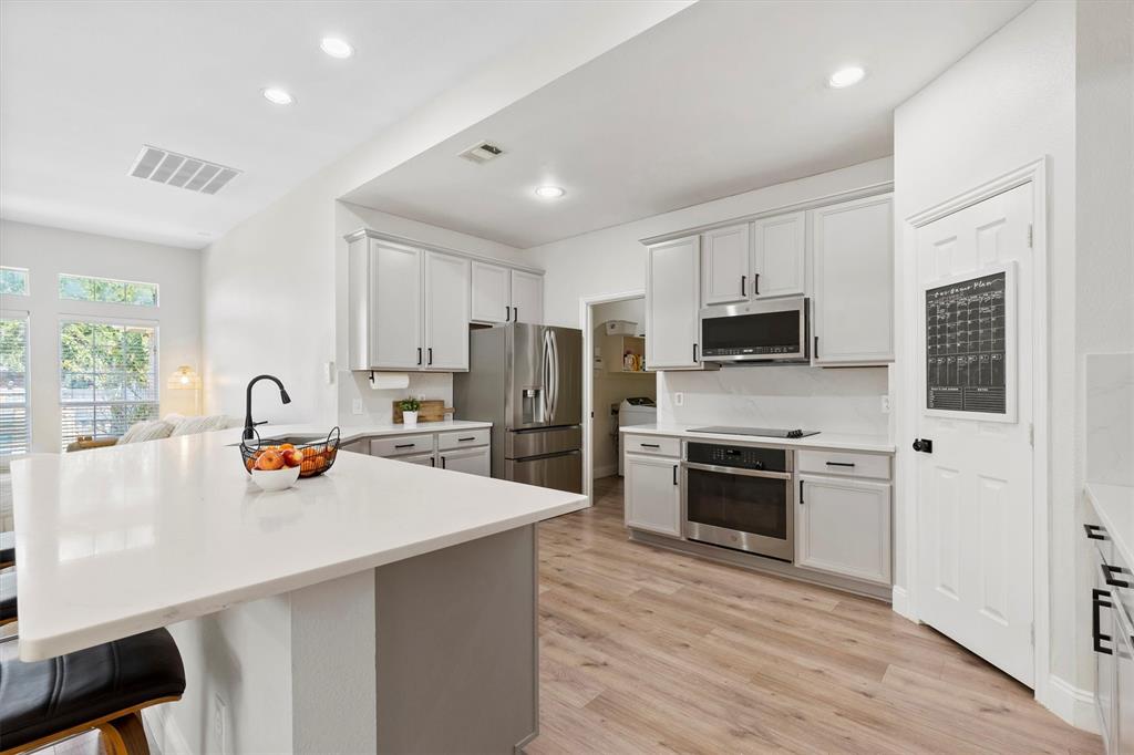 Frisco, Texas 75033, United States, 3 Bedrooms Bedrooms, ,3 BathroomsBathrooms,Residential,Active,212694