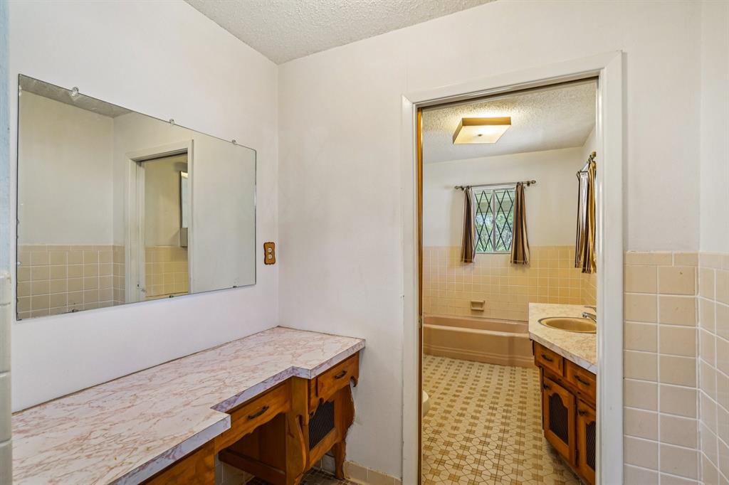 Irwin Keasler Dev Red Bird 06 - Residential