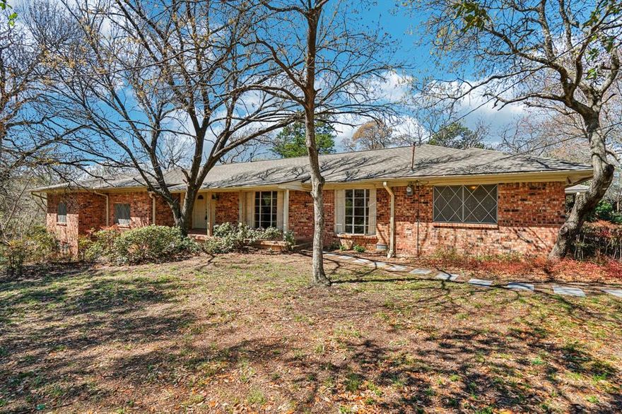 A rare chance to create your own private estate on 2.5 acres in the heart of Duncanville - priced well below market value. Welcome to 1215 Hill City Drive, a unique property set on three parcels totaling approximately 2.5 acres, surrounded by mature trees and scenic views. This 4,300 sq ft home features 4 bedrooms, 2.5 bathrooms, spacious living areas, and a large balcony overlooking the treetops-perfect for enjoying peaceful mornings and relaxing evenings. The home has been well maintained and offers incredible potential, giving the next owner the opportunity to update and personalize the space over time. With its size, land, and natural setting, this property presents a rare opportunity to create something truly special.