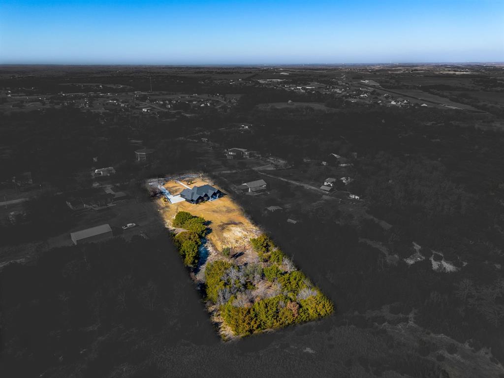 208 N Mountain Ridge