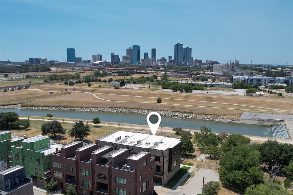 404 Vista Buena Trail