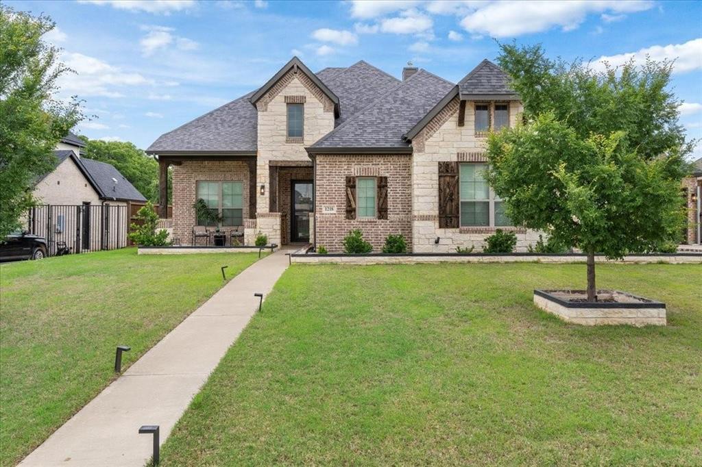 1218 Woodside Drive