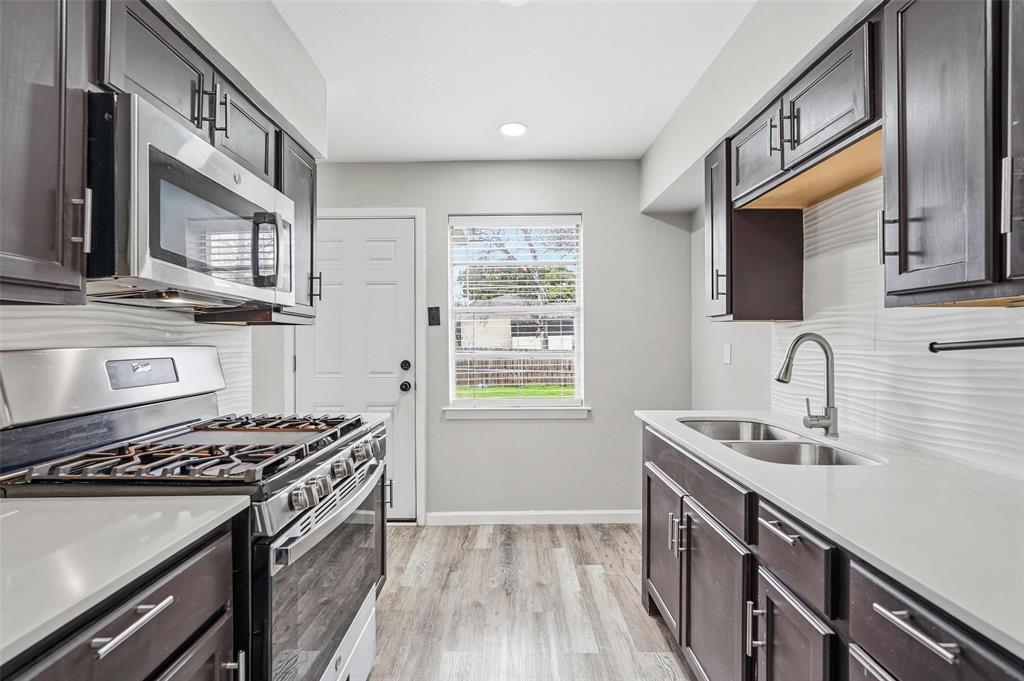 Singing Hills - Residential