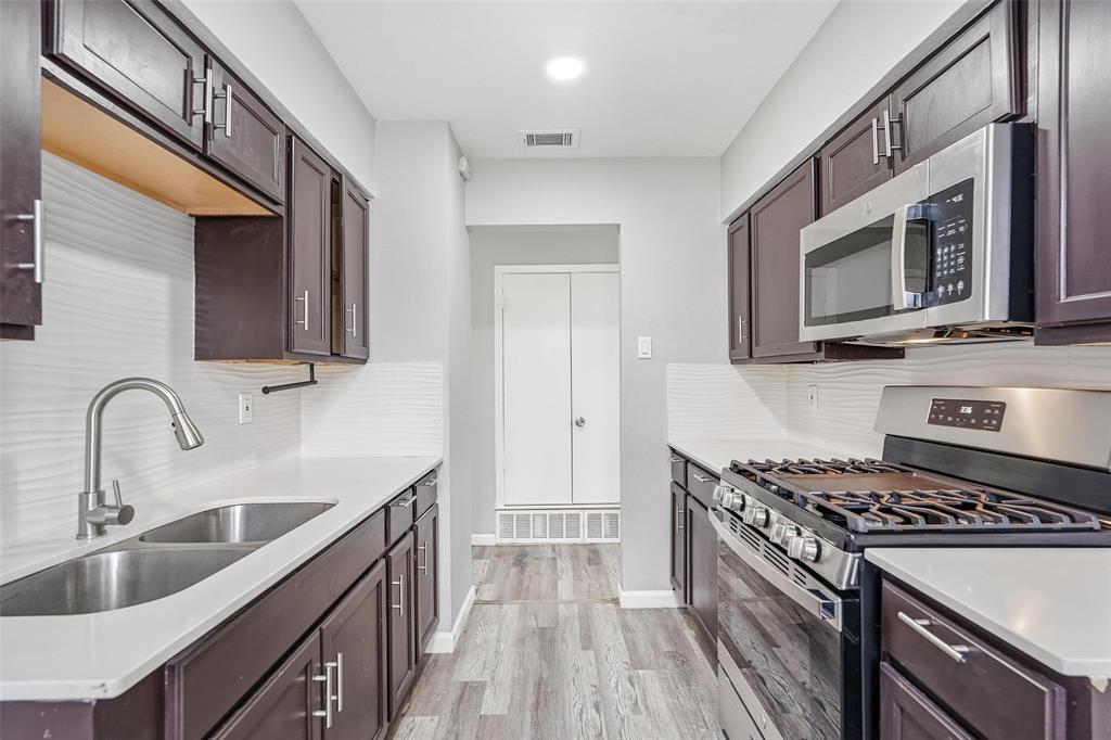 Singing Hills - Residential