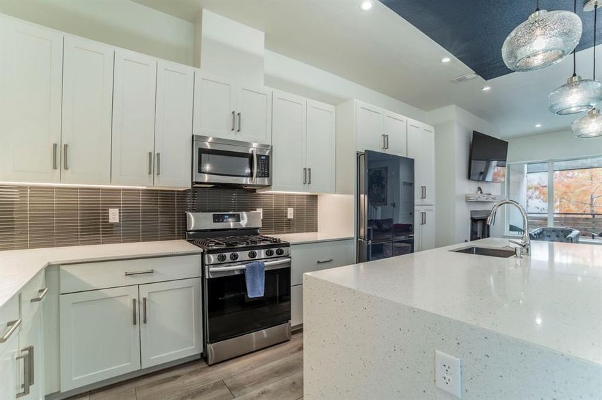 Don't miss out on this beautiful luxury townhome in the heart of Southside Fort Worth. 321 College Ave offers a prime opportunity to enjoy city living with neighborhood charm. Easy access to local dining, shopping, and nightlife. You could cut your commute tremendously being perfectly located less than 1 minute from the hospital district and a few turns from Interstate 30 and TRE & TEXTrail trains. This home showcases an elegant layout designed for both everyday comfort and upscale entertaining. Two & a half baths, one on each of the 3 floors. Secondary bedroom and garage on the street level, kitchen, living, and dining room on the second, and primary bedroom and laundry on the third. Identical closets on all three floors were carefully planned by the developer to easily add in an elevator. Fridge, washer, dryer will convey with acceptable offer. The private attached two car garage highlights custom epoxy floors.