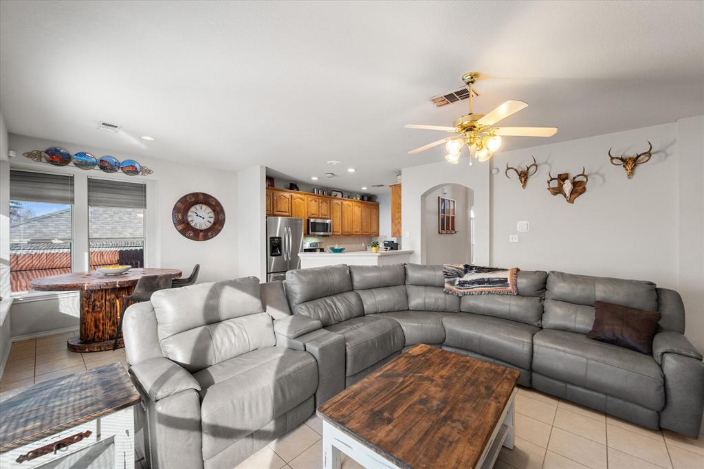 4840 Valley Springs Trail