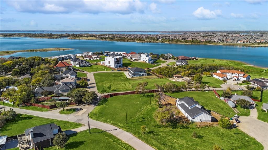 Garza Lake Estates - Land