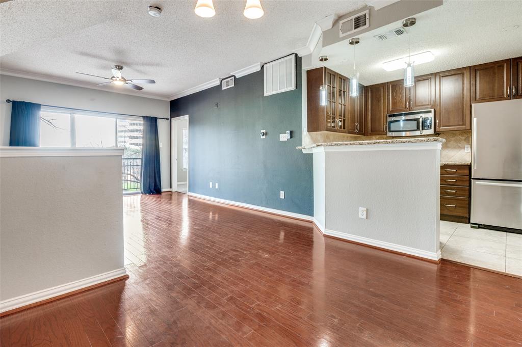 2201 Wolf Street 5107