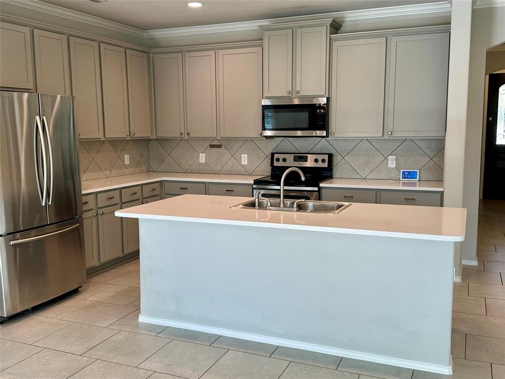 Pine Mdws - Residential Lease