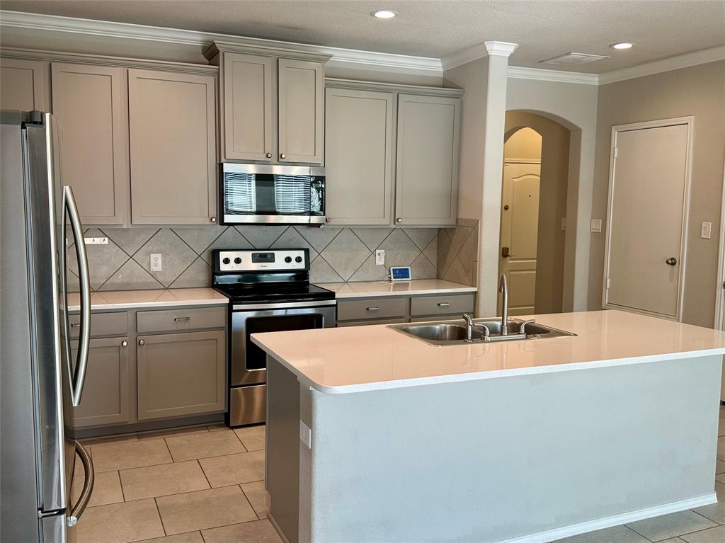 Pine Mdws - Residential Lease