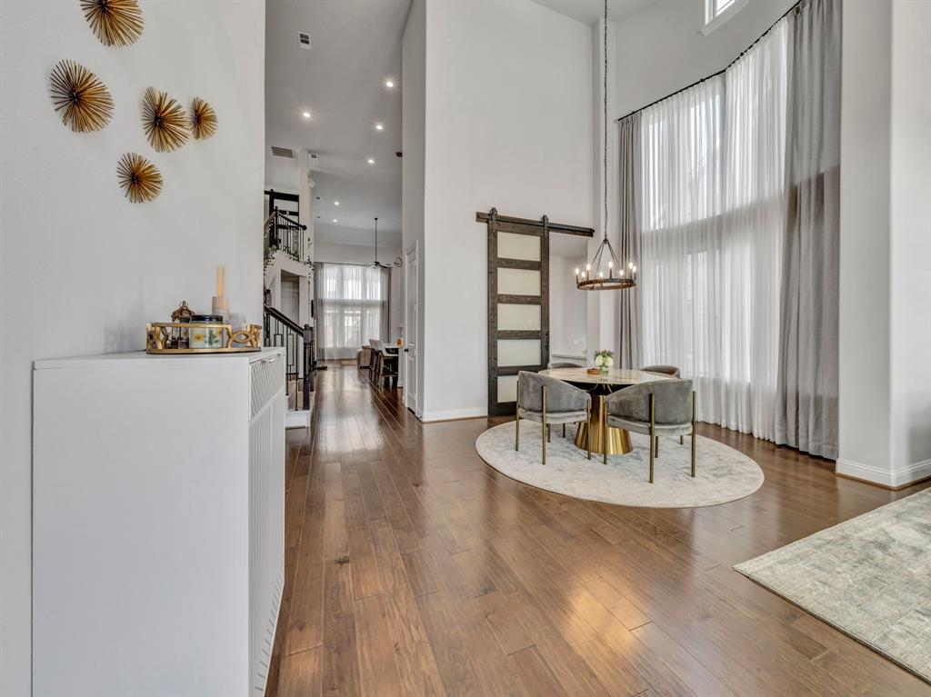 5513 Palisades Drive