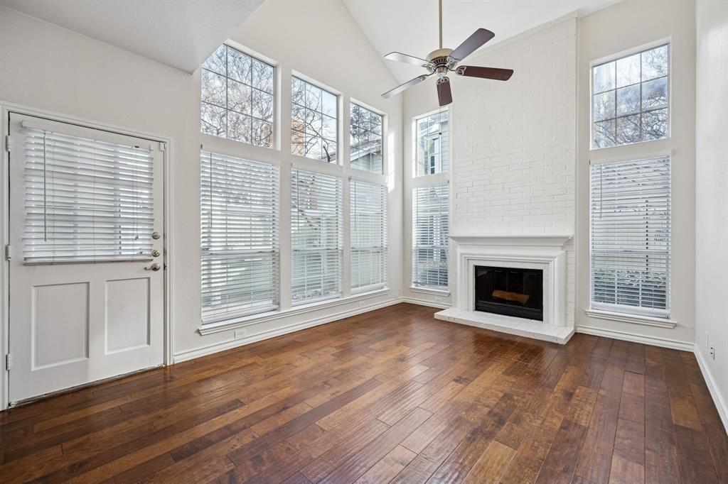 Bent Trail Twnhms - Residential