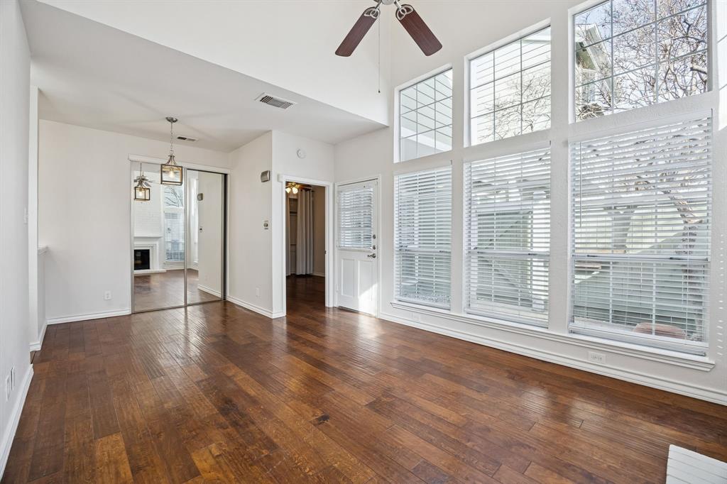 Bent Trail Twnhms - Residential