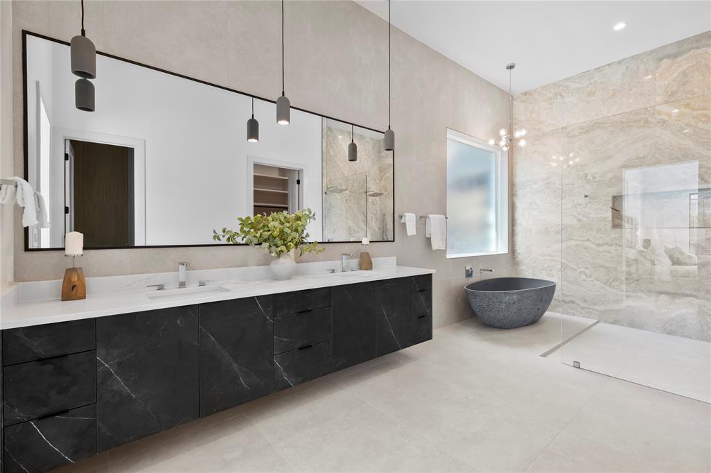 EUDORA ESTATES NO 3 - Residential