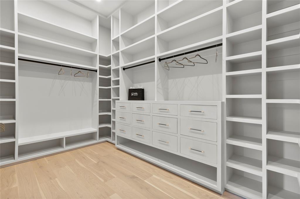 EUDORA ESTATES NO 3 - Residential