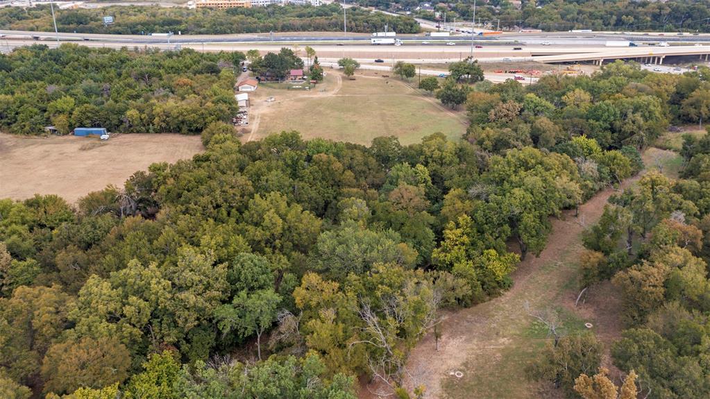 STEPHEN B MCCOMMAS ABST 888 P 411 TR 35 ACS 5.9635 - Commercial Sale