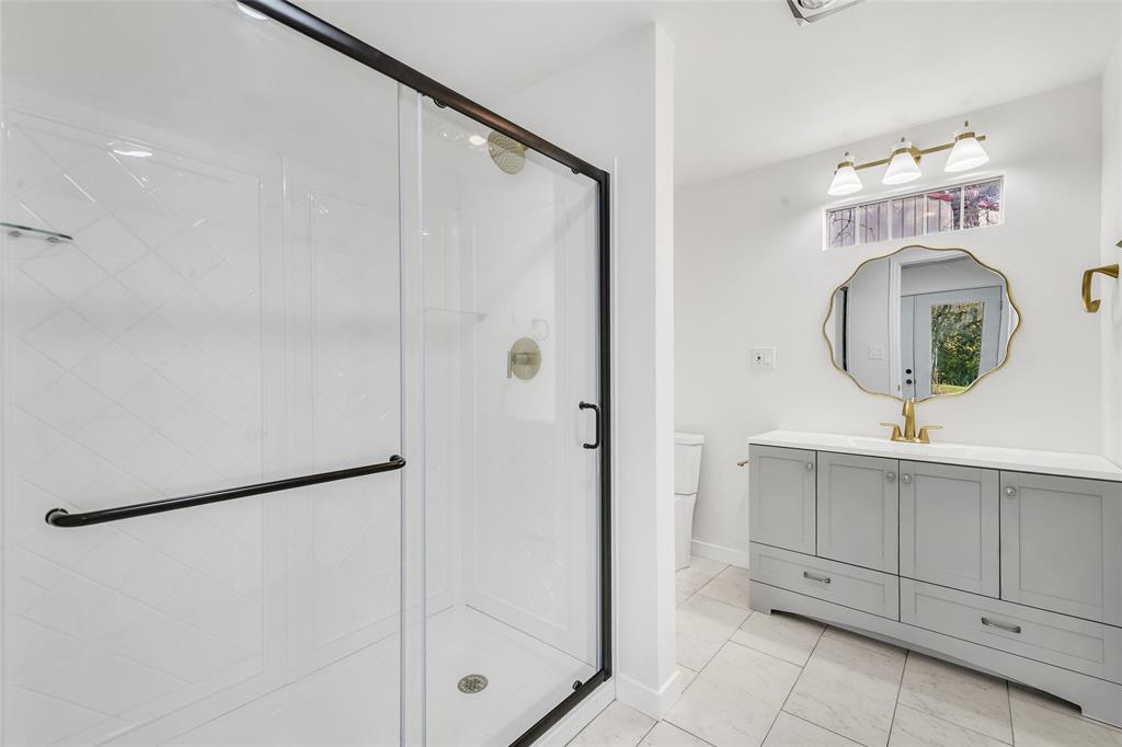 East Glade Creek - Residential