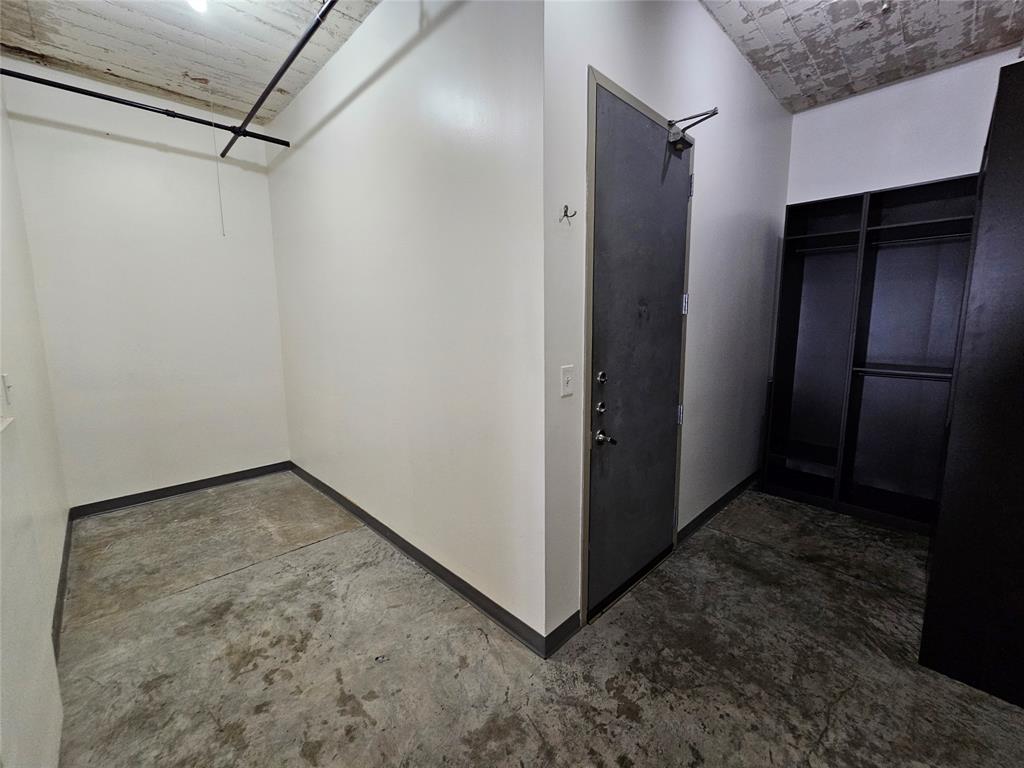 Soco Urban Loft Condo - Residential Lease