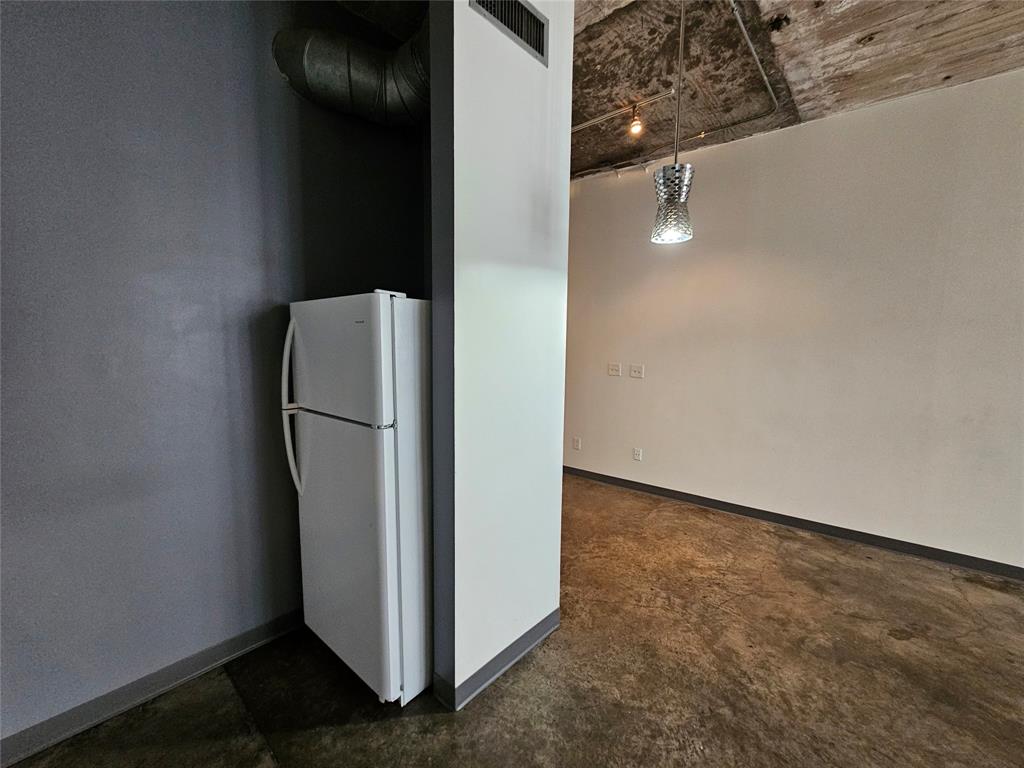 Soco Urban Loft Condo - Residential Lease