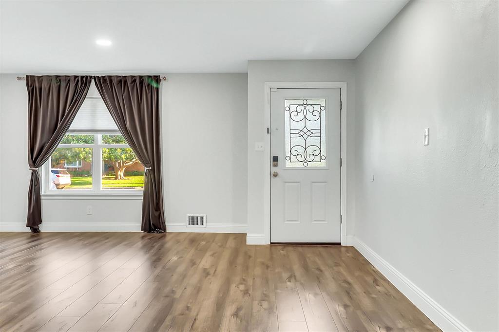 623 Greenleaf Drive