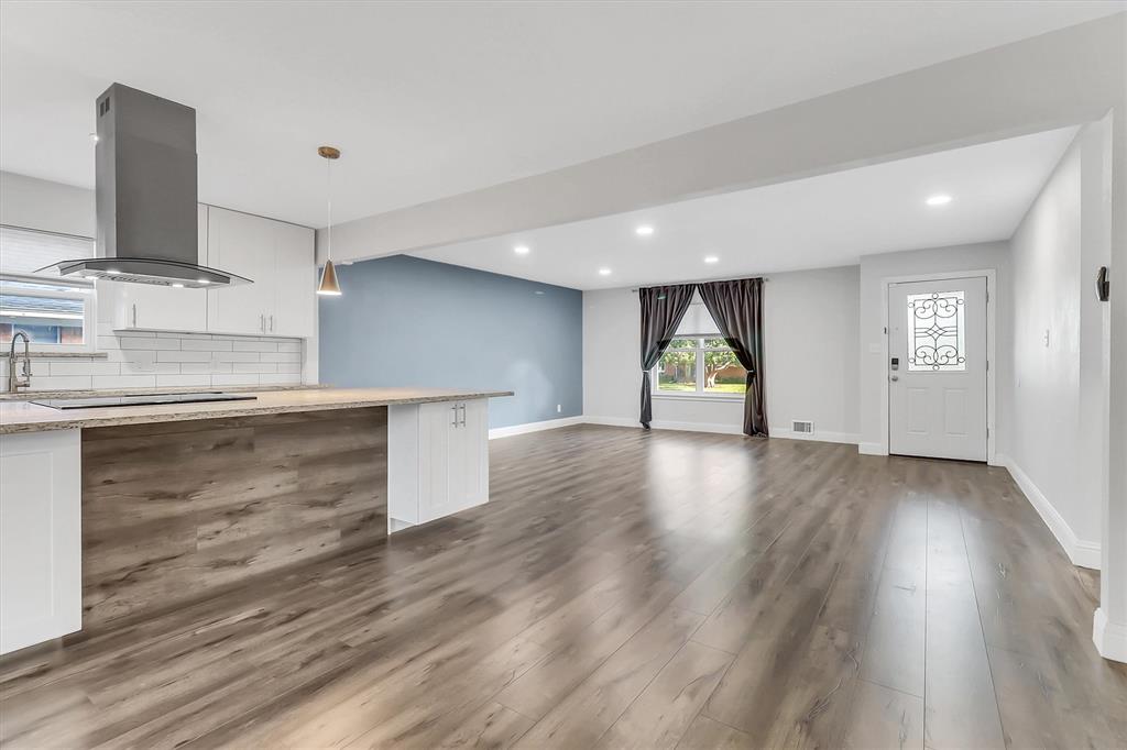 623 Greenleaf Drive