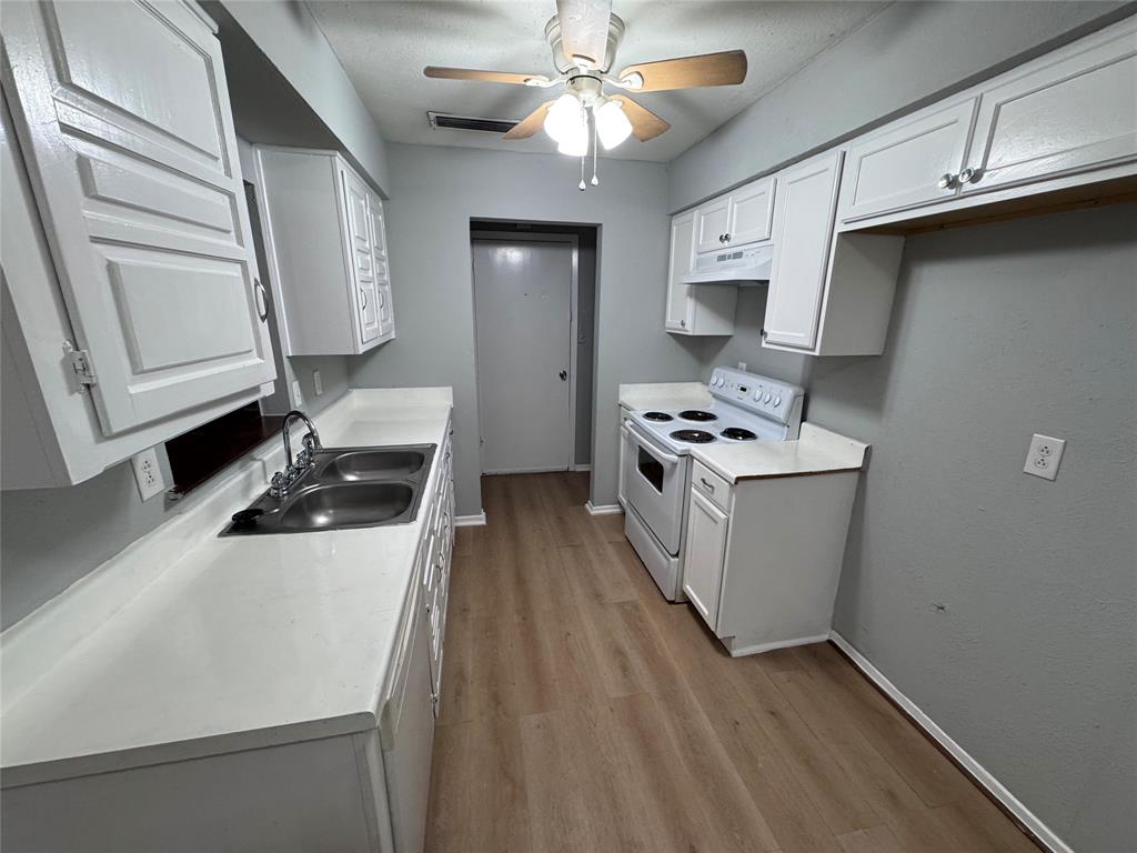 South Lake 1 - Residential Lease