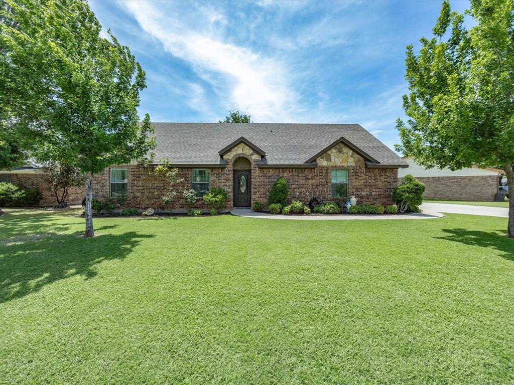 1323 Fairway Dr