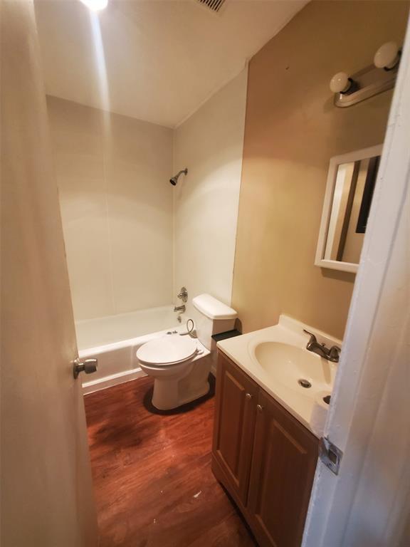 212 Ridgeway Circle