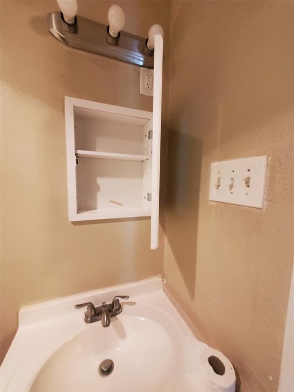 212 Ridgeway Circle