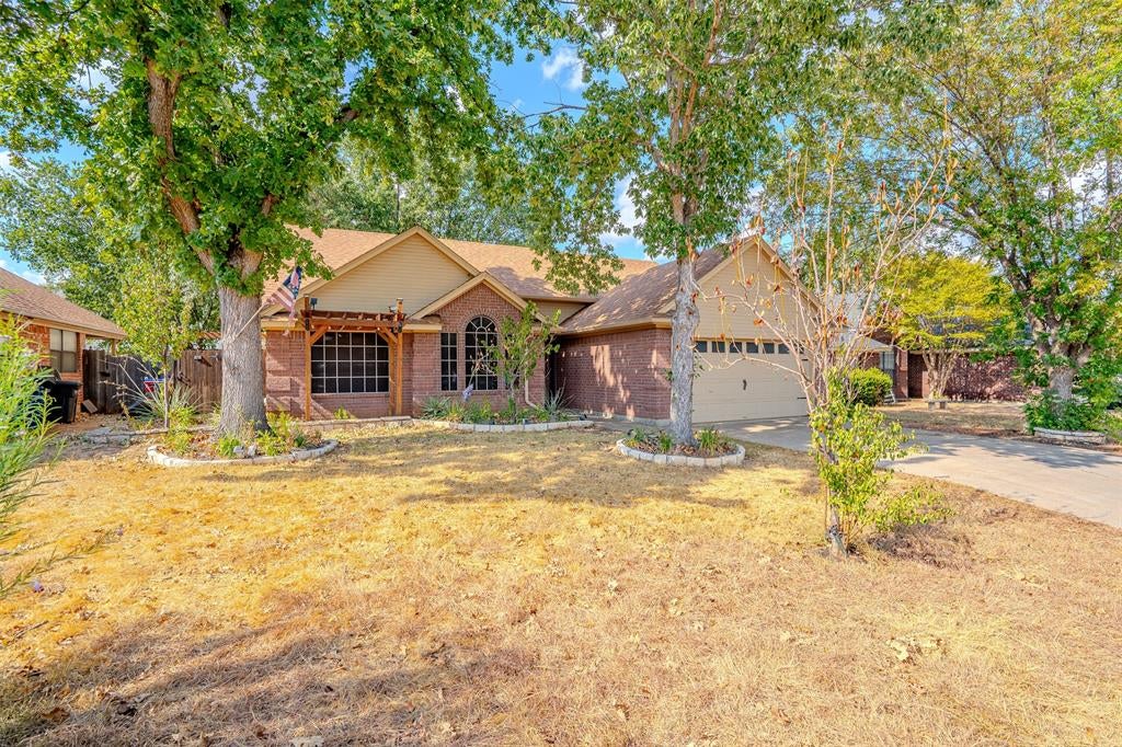 1522 Hayloft Lane