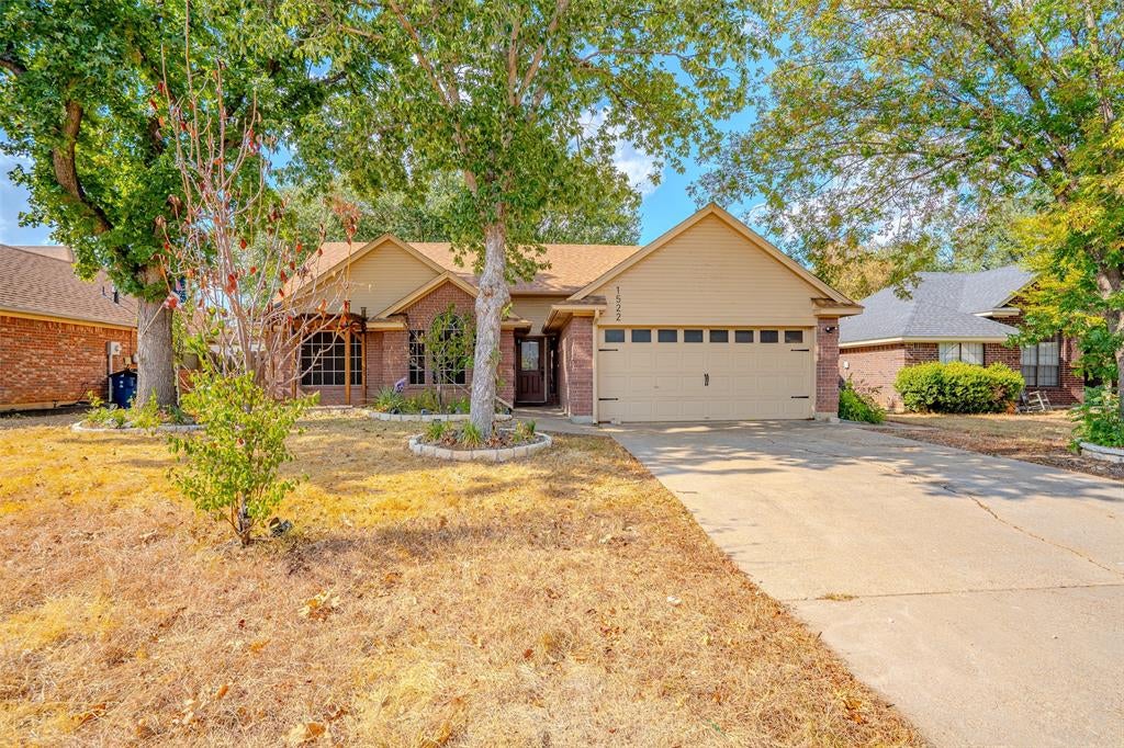 1522 Hayloft Lane