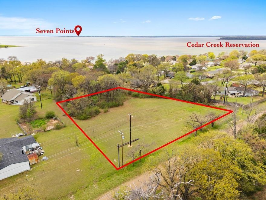 This 1-acre lot in Kaufman County is fully equipped with utilities, making it an ideal site for your new home construction. Conveniently situated just off Highway 175, it offers easy access to the Dallas-Fort Worth Metroplex. The property features excellent road frontage and a level terrain, with water, sewer, and power readily available on-site. Additionally, it is in close proximity to Cedar Creek Lake and the Cedar Creek Country Club, where membership opportunities are available. This prime location is also accommodating to mobile homes.