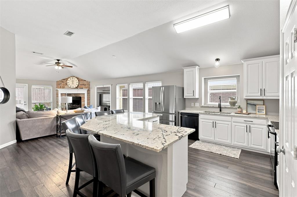 5412 Centeridge Lane