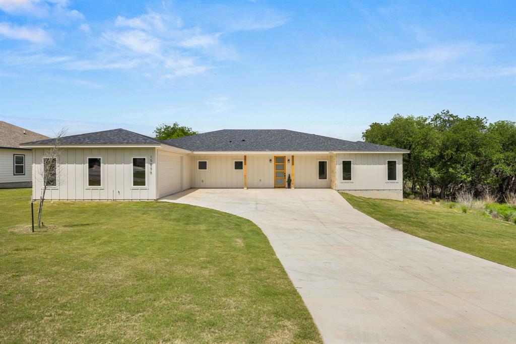 15896 Salado Drive