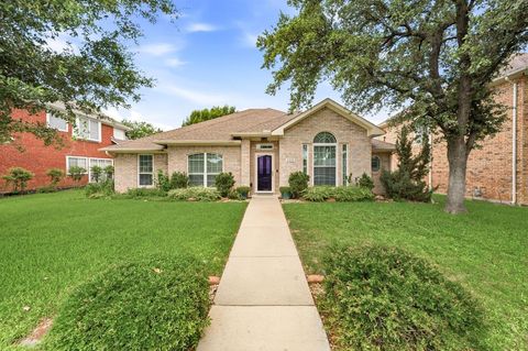Photo of 2058 Hillshire Drive, Lewisville, TX 75067 (MLS # 21289895)