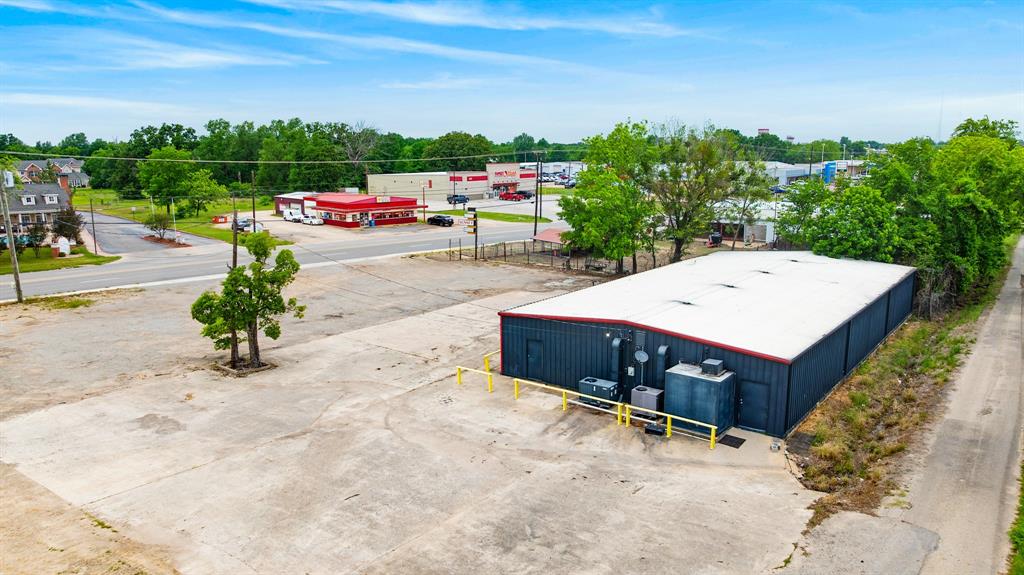 Fairview Additionclements - Commercial Sale