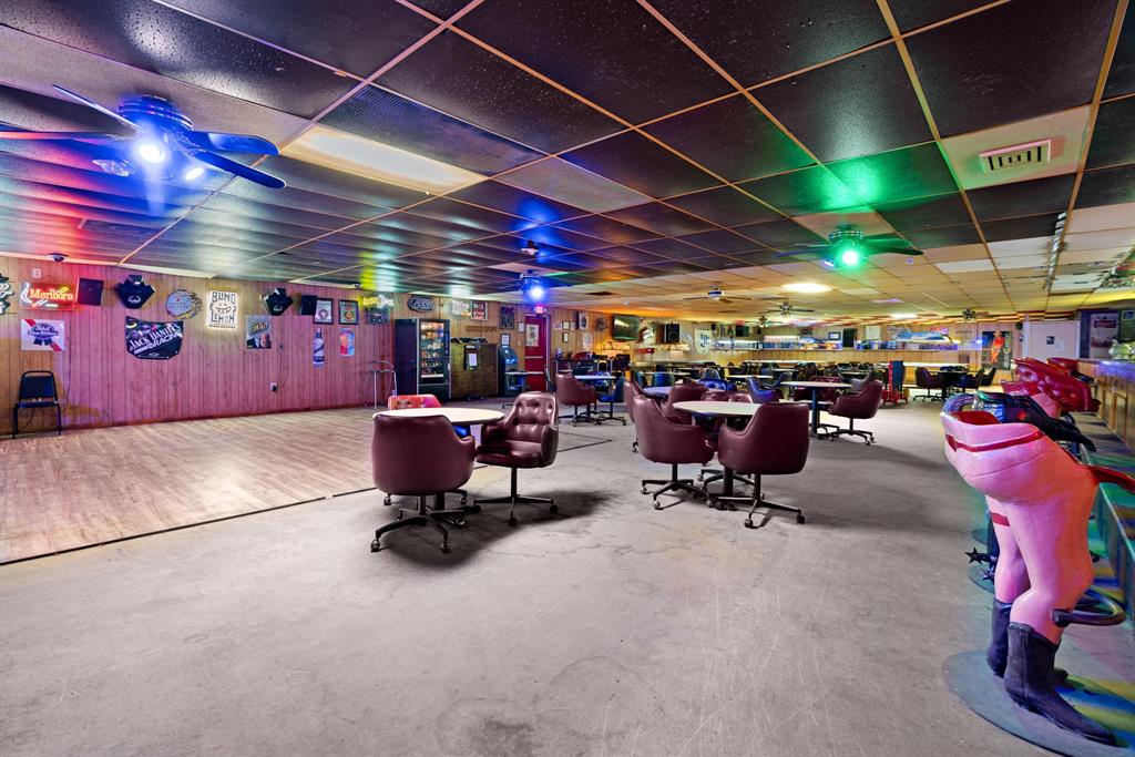 Fairview Additionclements - Commercial Sale