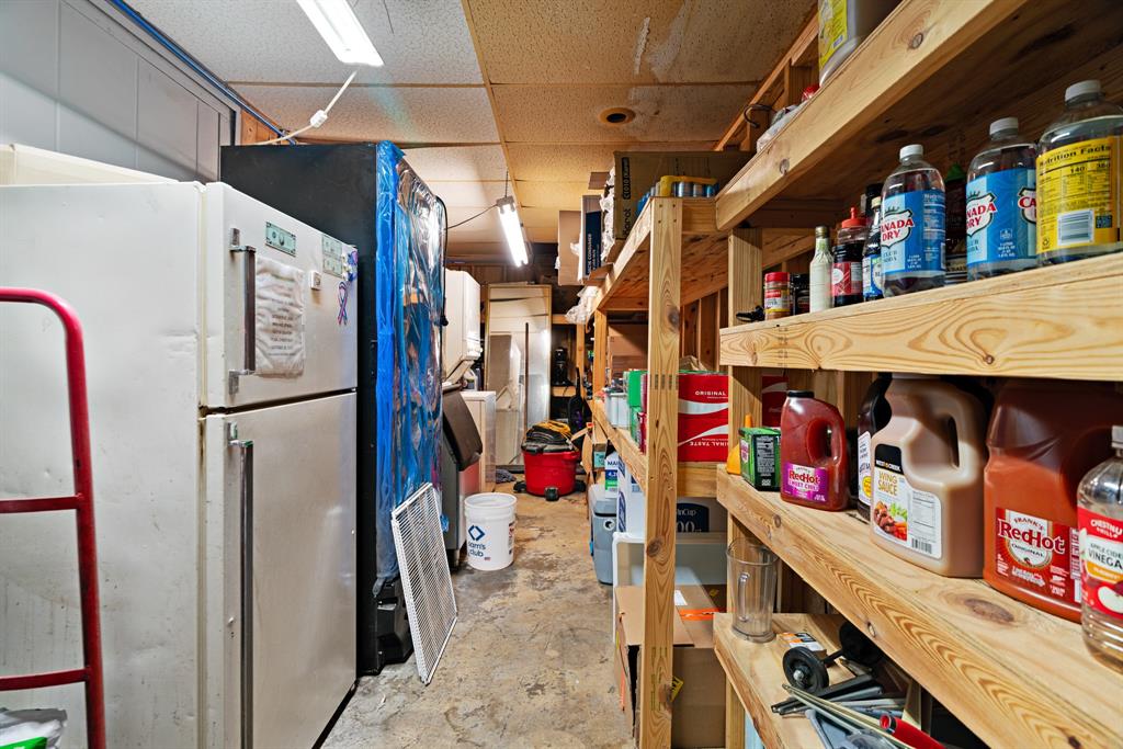 Fairview Additionclements - Commercial Sale