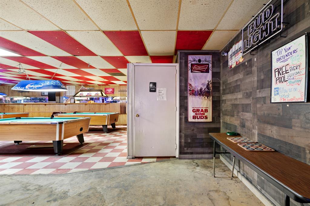 Fairview Additionclements - Commercial Sale