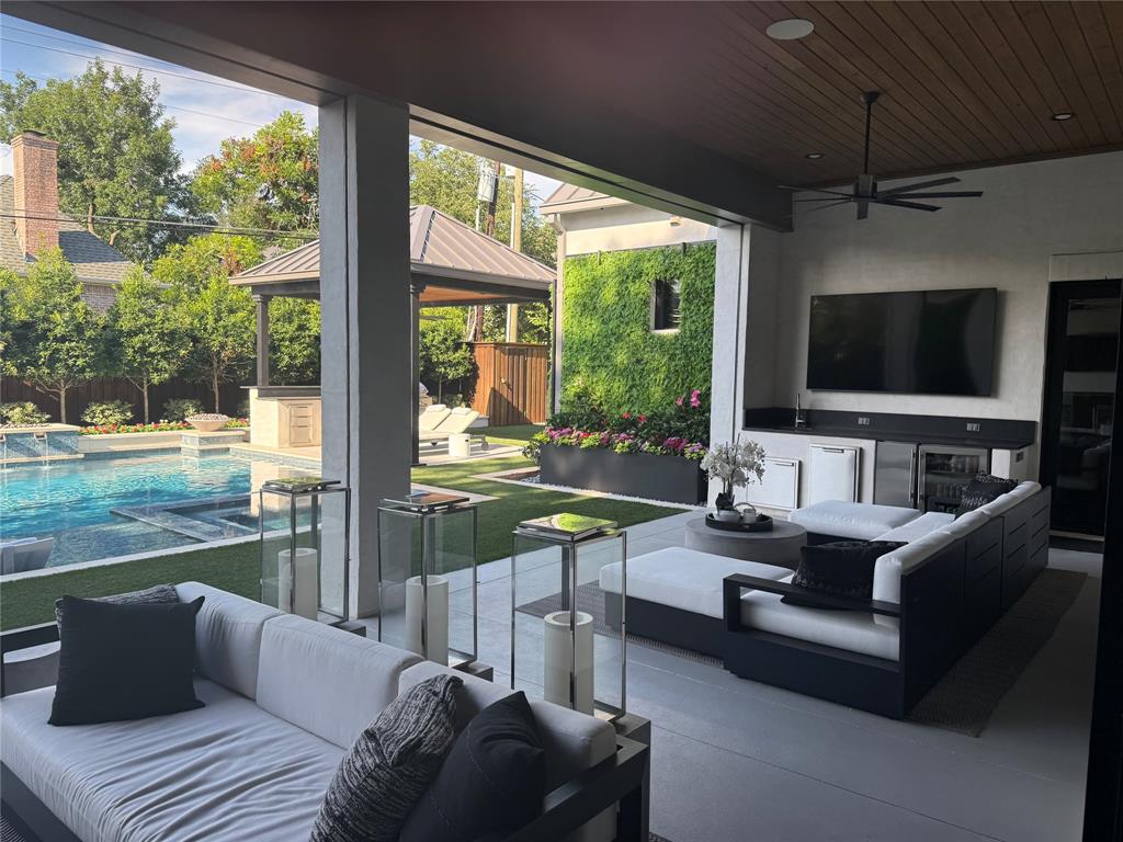 Waggoner Place - Residential