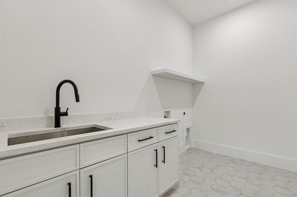 Letha Lee Heights - Residential