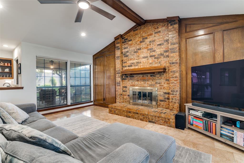 4022 Azalea Lane