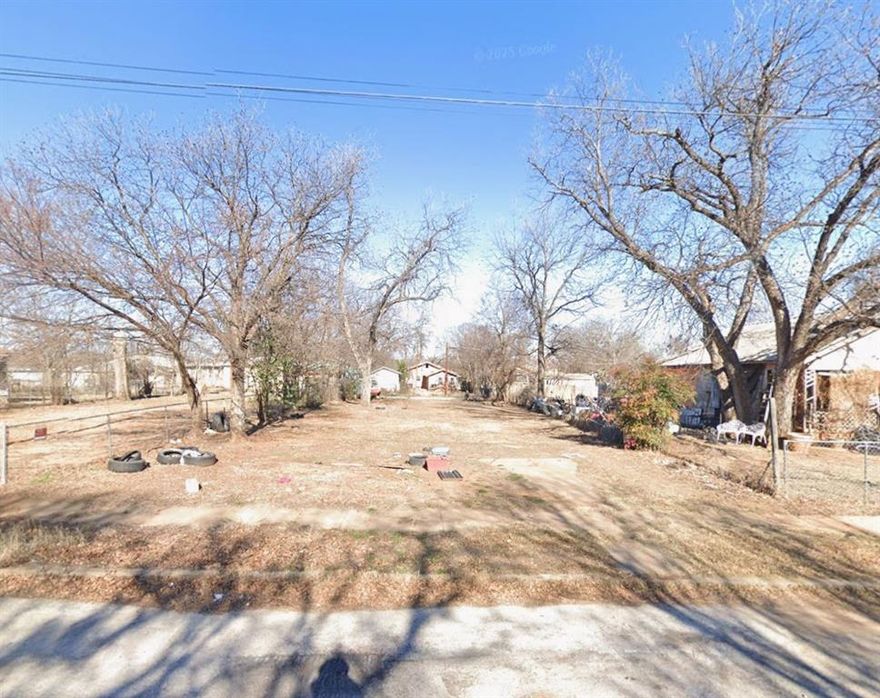 Vacant residential lot located in the established Brownwood Original Town area of Brownwood. This property sits within a traditional city grid surrounded by nearby homes, offering a great opportunity for new construction or investment.

The lot provides easy access to city utilities (buyer to verify) and is conveniently located just minutes from Austin Avenue, where you’ll find local shopping, dining, and schools. Its central location and straightforward layout make it ideal for a single-family build, rental property, or long-term hold.

Whether you’re looking to develop now or invest for the future, this property offers solid potential in a growing small-town market.