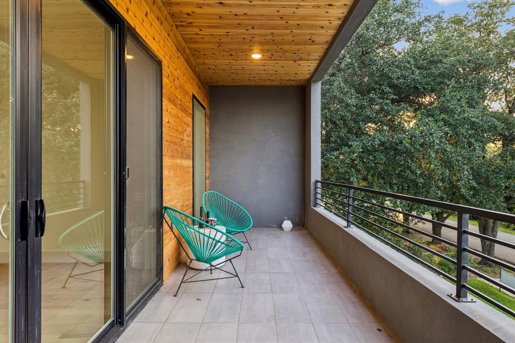 RANDALLS PLAINVIEW - Residential