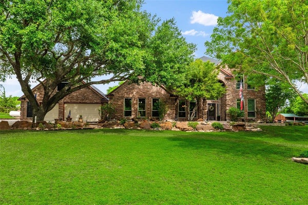 1820 WINNINGKOFF RD, LUCAS, TX 75002 - Image fb99b5a598e7d1c12d2066678bf2d7e8/1933123200