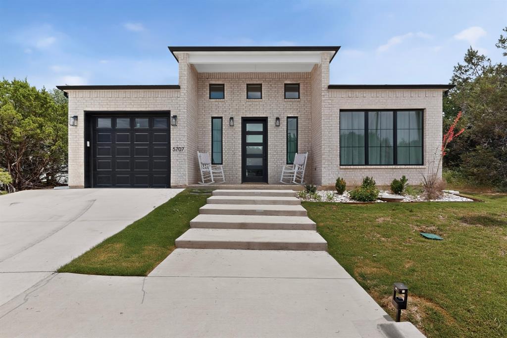 5707 San Jacinto Drive