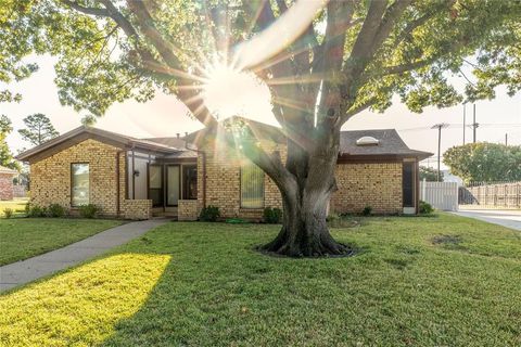 A home in Hurst